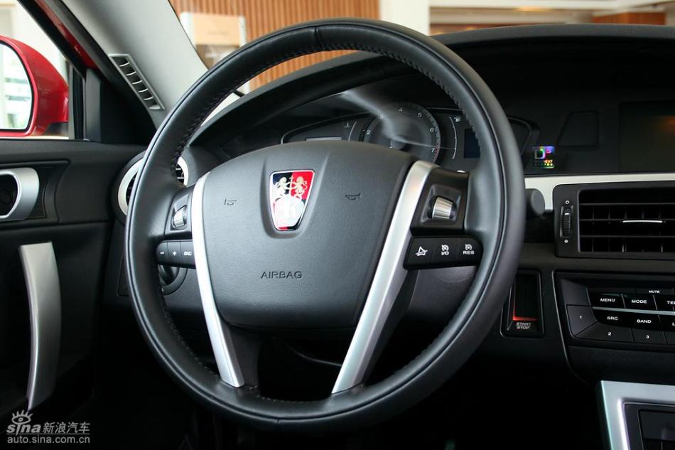 新浪汽车试驾荣威550G 1.8T品仕版组图