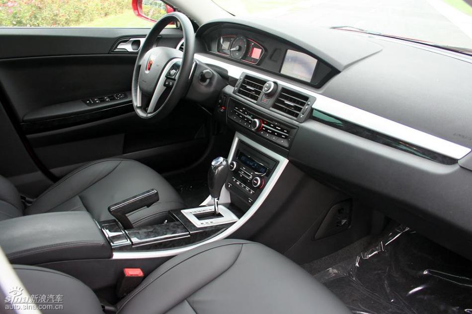 新浪汽车试驾荣威550G 1.8T品仕版组图