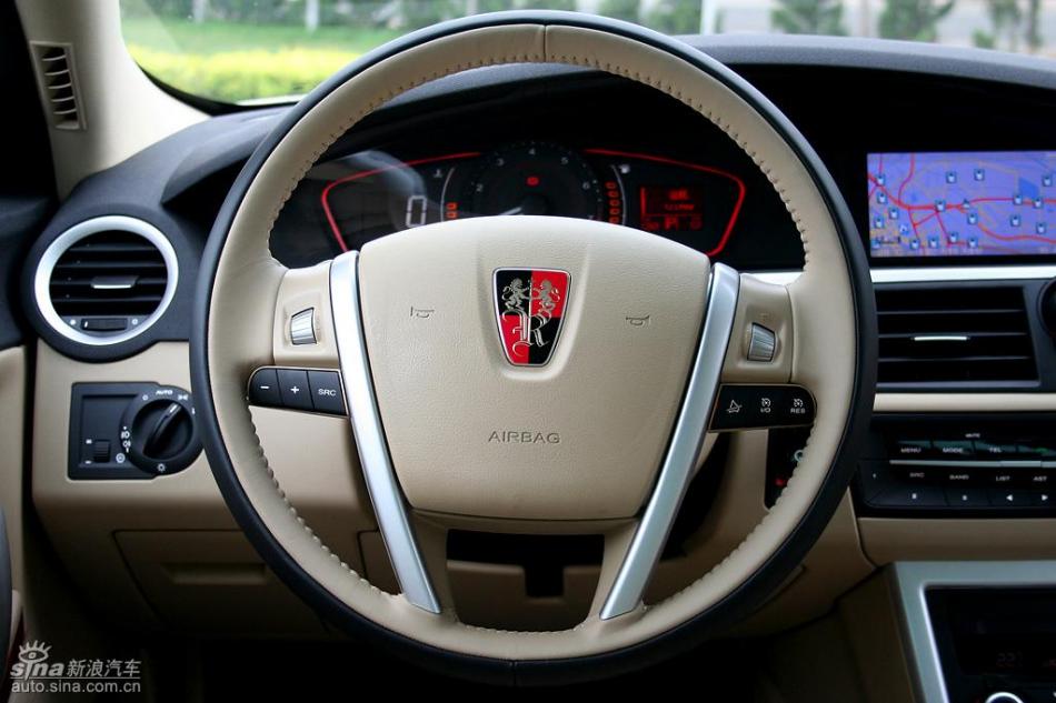 新浪汽车试驾荣威550G 1.8T品仕版组图