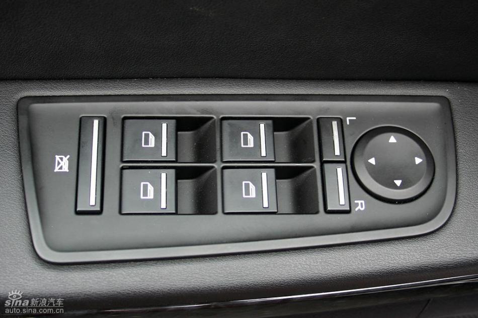 新浪汽车试驾荣威550G 1.8T品仕版组图