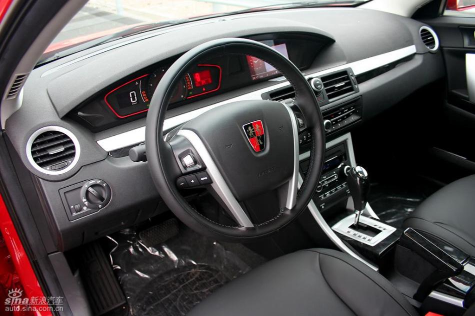 新浪汽车试驾荣威550G 1.8T品仕版组图