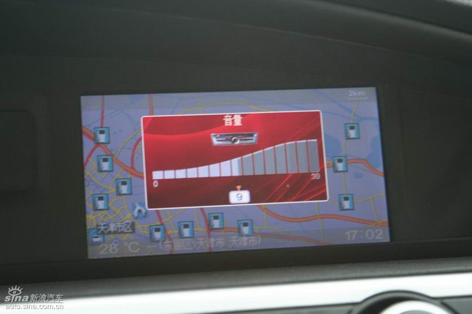 上汽荣威550内饰