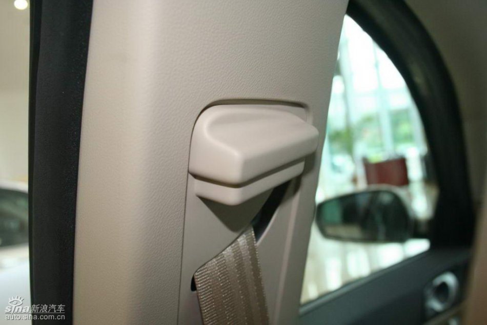 上汽荣威550内饰