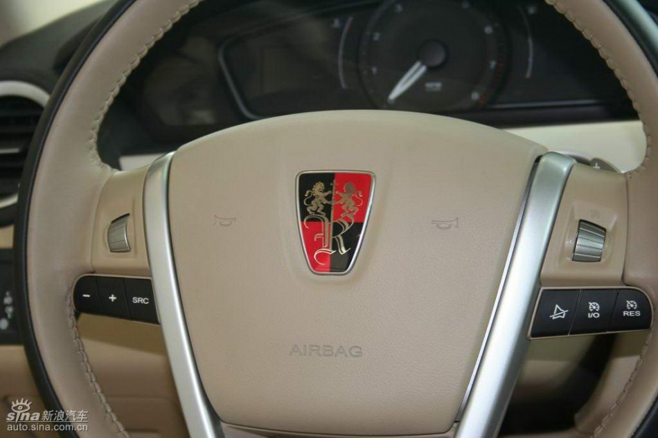 上汽荣威550内饰