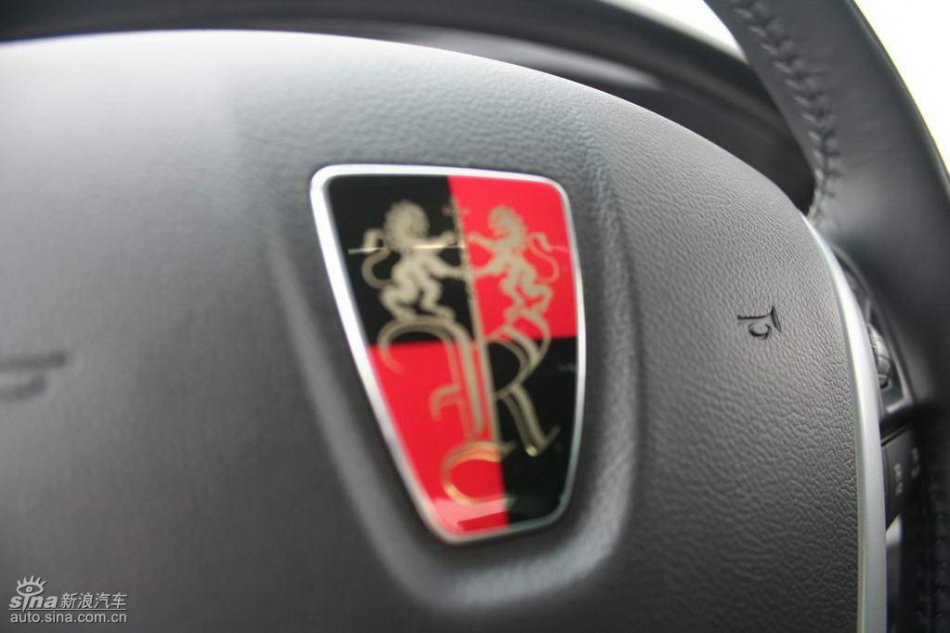 上汽荣威550内饰