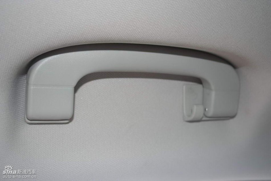 上汽荣威550内饰