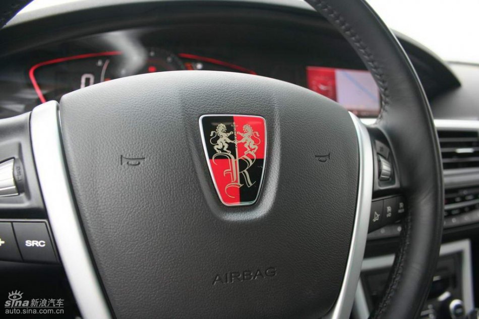 上汽荣威550内饰