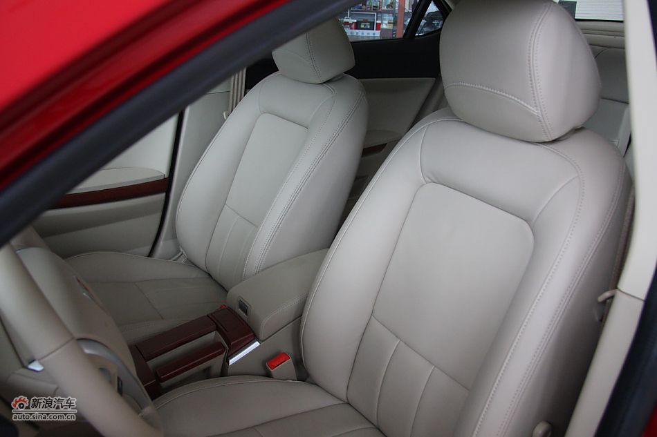 荣威550s 1.8L手动世博版