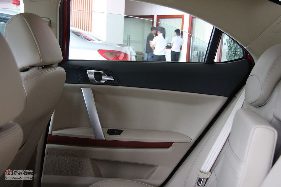 荣威550s 1.8L手动世博版