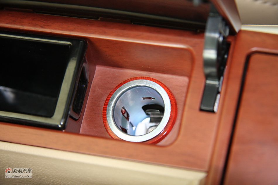 荣威550s 1.8L手动世博版