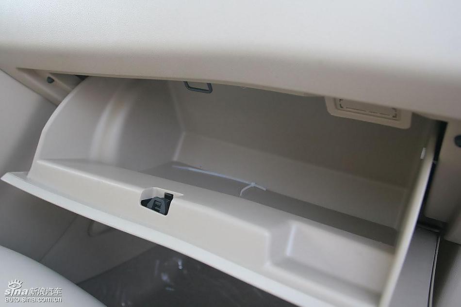 荣威550 1.8DVVT内饰及细节