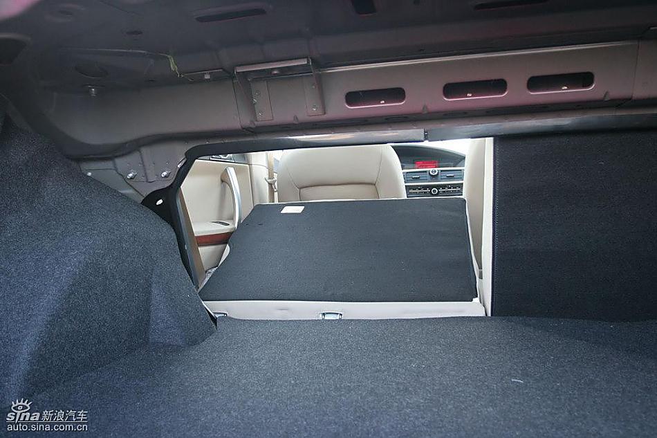 荣威550 1.8DVVT内饰及细节