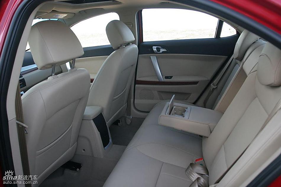 荣威550 1.8DVVT内饰及细节