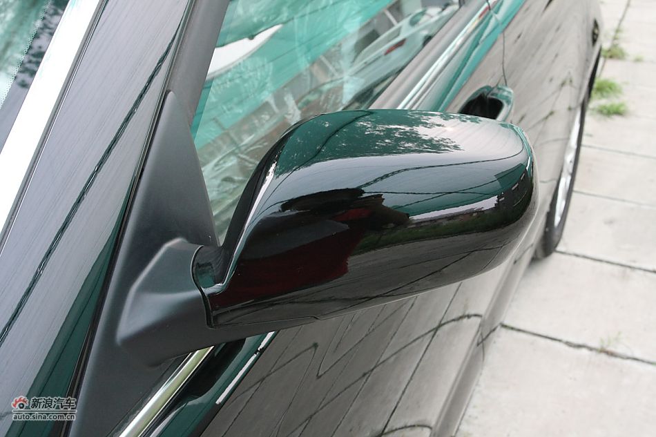 荣威550s 1.8L自动超值版