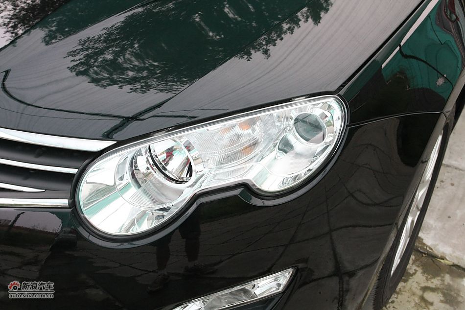 荣威550s 1.8L自动超值版