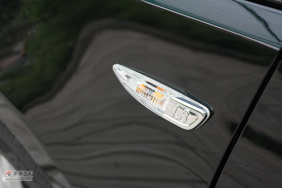 荣威550s 1.8L自动超值版