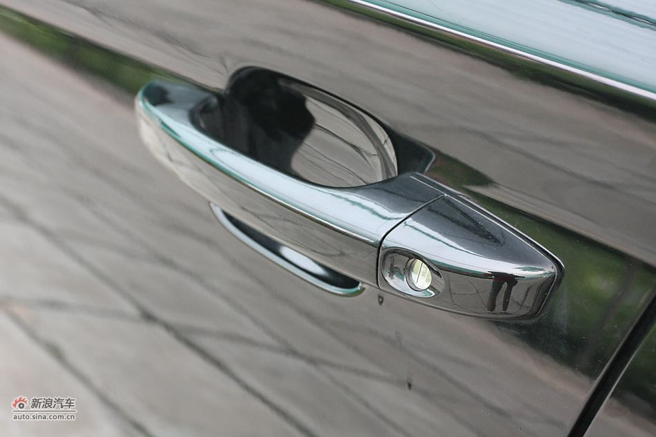 荣威550s 1.8L自动超值版