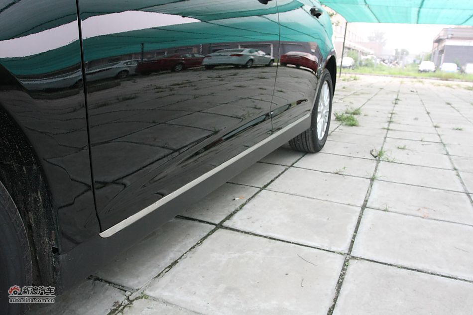 荣威550s 1.8L自动超值版