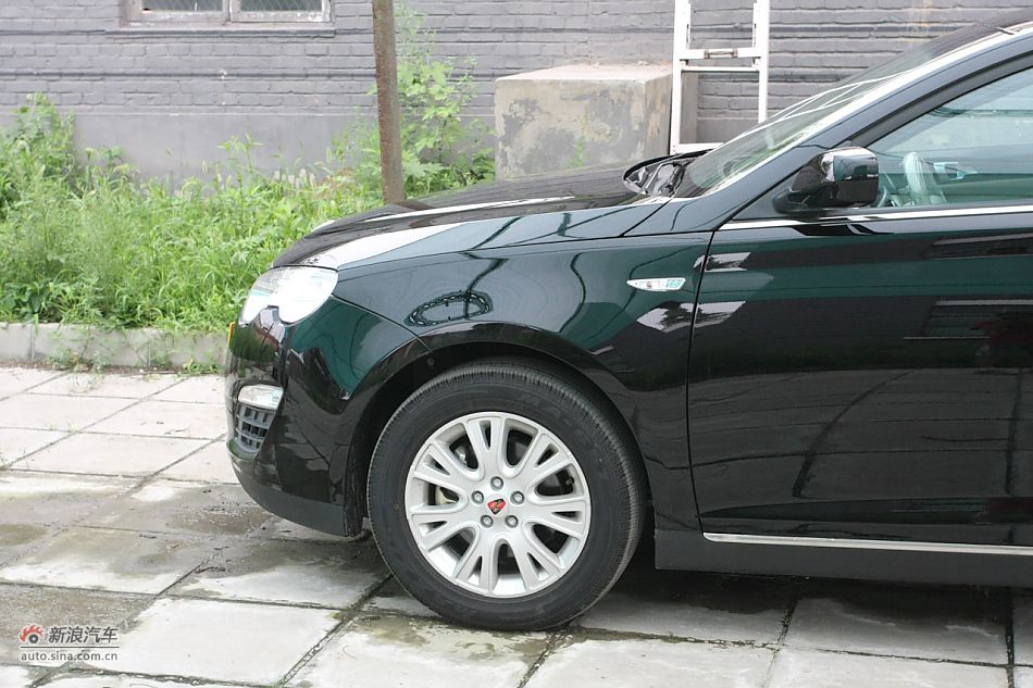 荣威550s 1.8L自动超值版