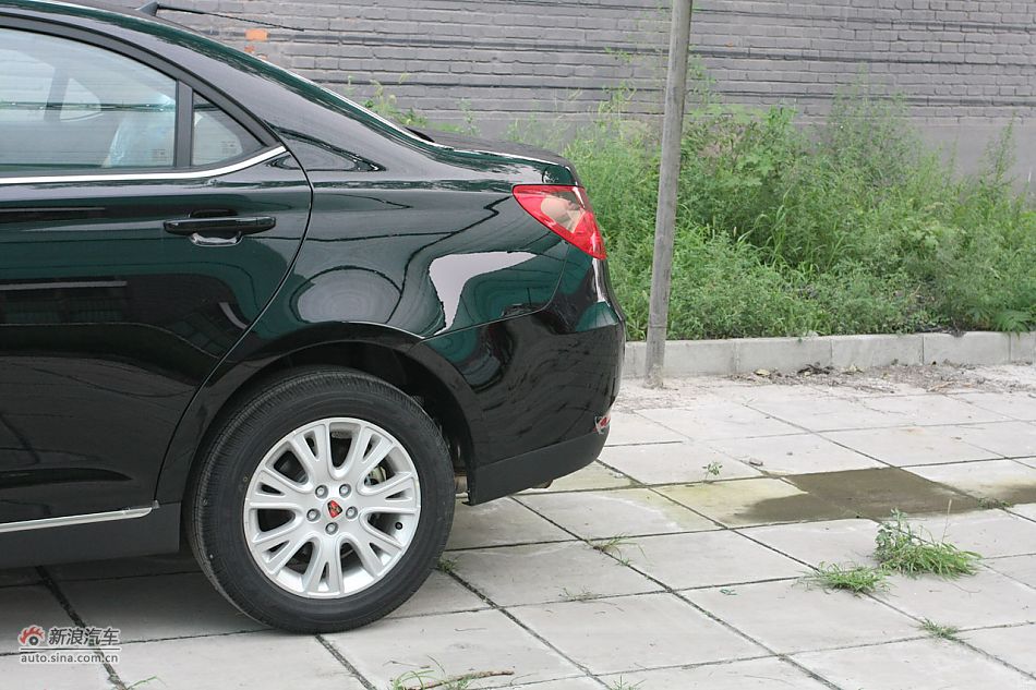 荣威550s 1.8L自动超值版