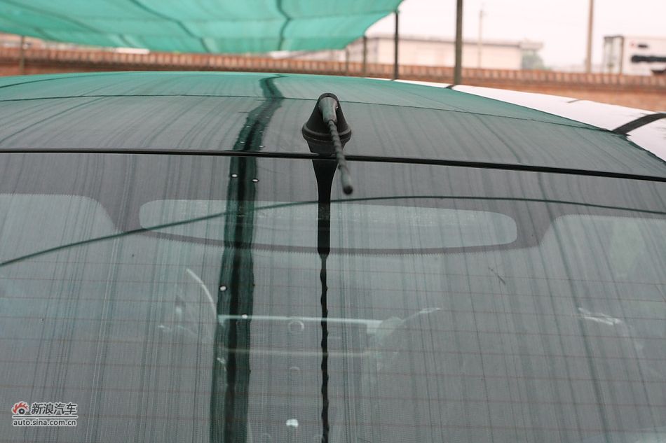 荣威550s 1.8L自动超值版