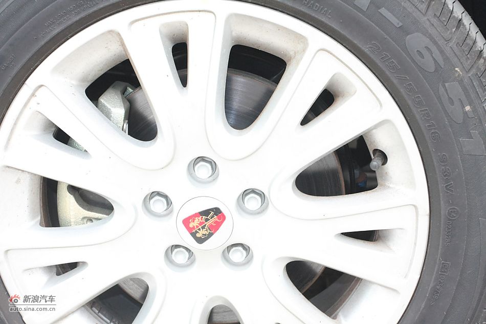 荣威550s 1.8L自动超值版