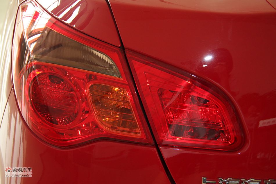 荣威550s 1.8L手动世博版