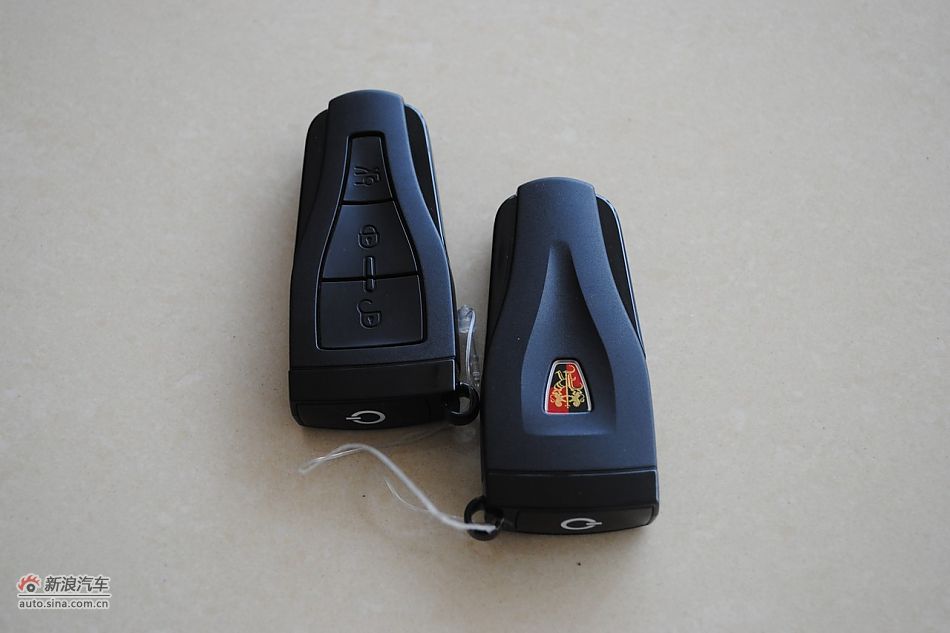 荣威550s 1.8L自动启臻版