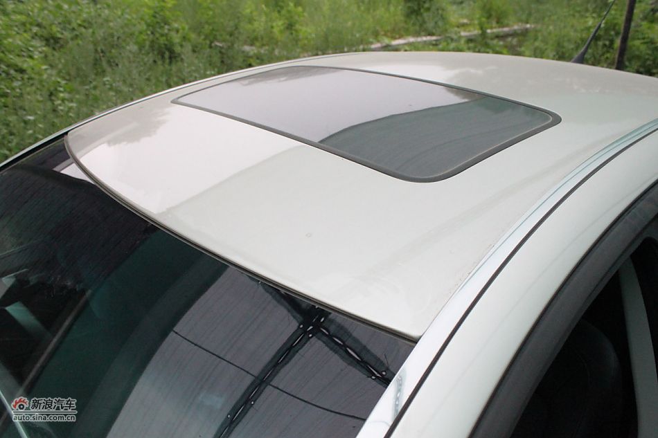 荣威550s 1.8L手动启逸版