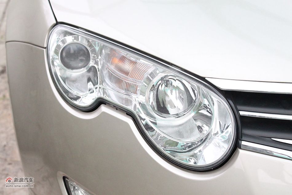 荣威550s 1.8L手动启逸版