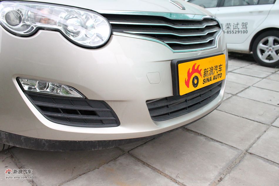 荣威550s 1.8L手动启逸版