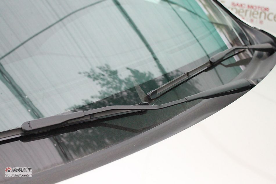 荣威550s 1.8L手动启逸版