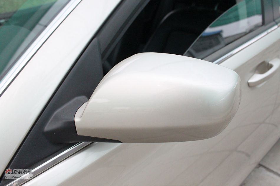 荣威550s 1.8L手动启逸版