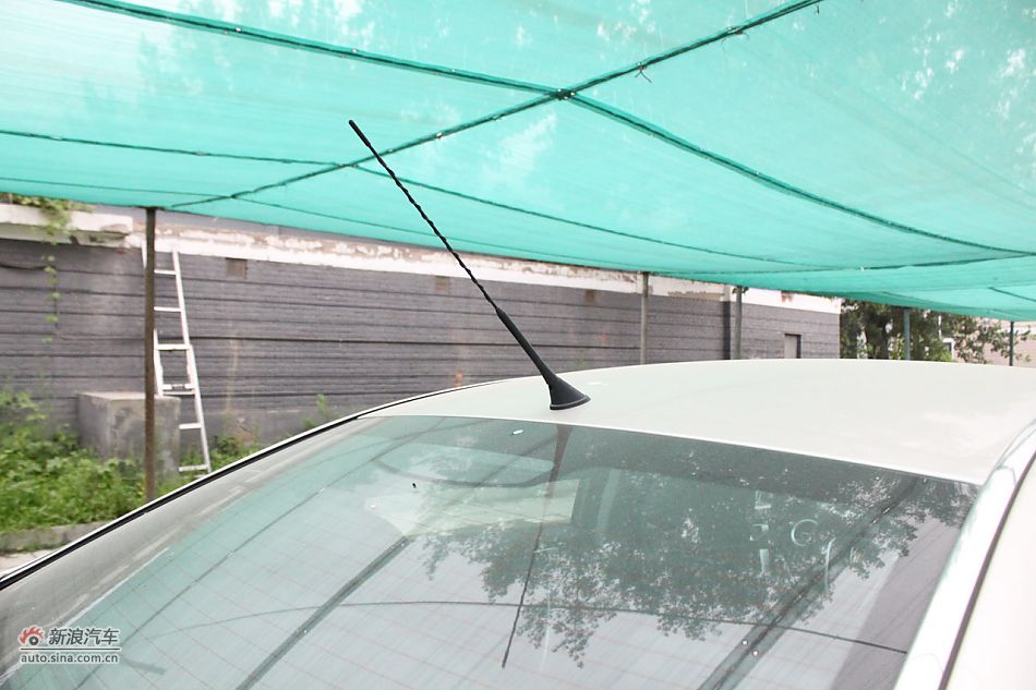 荣威550s 1.8L手动启逸版