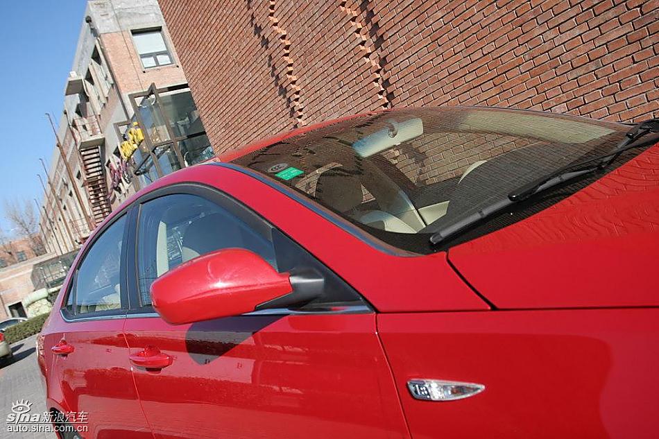 荣威550 1.8DVVT外观及细节