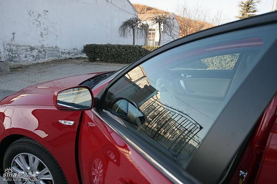 荣威550 1.8DVVT外观及细节