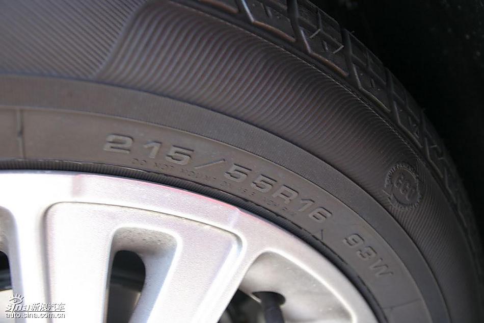 荣威550 1.8DVVT外观及细节