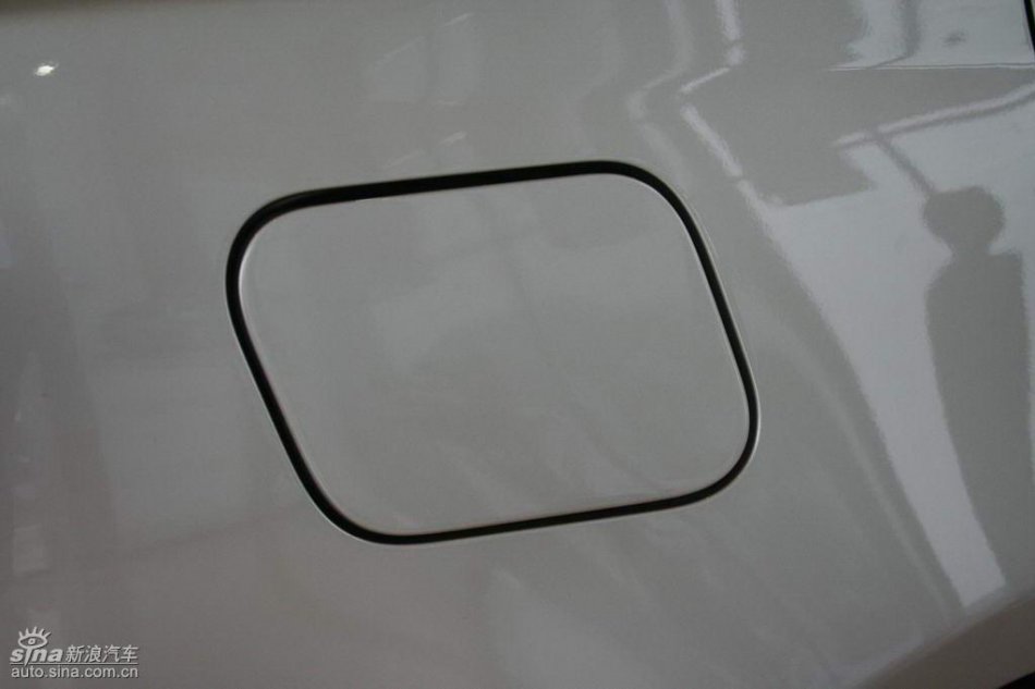 上汽荣威550外观