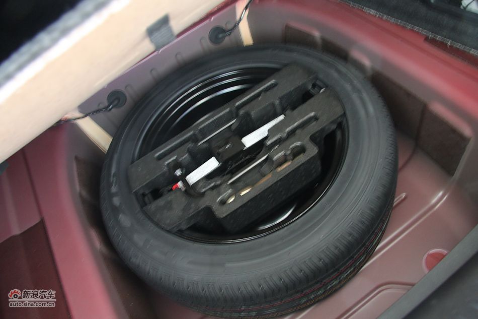 荣威550s 1.8L手动世博版