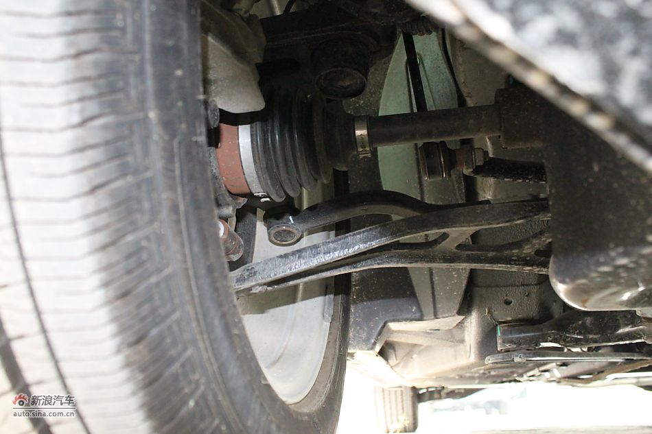 荣威550s 1.8L手动启逸版