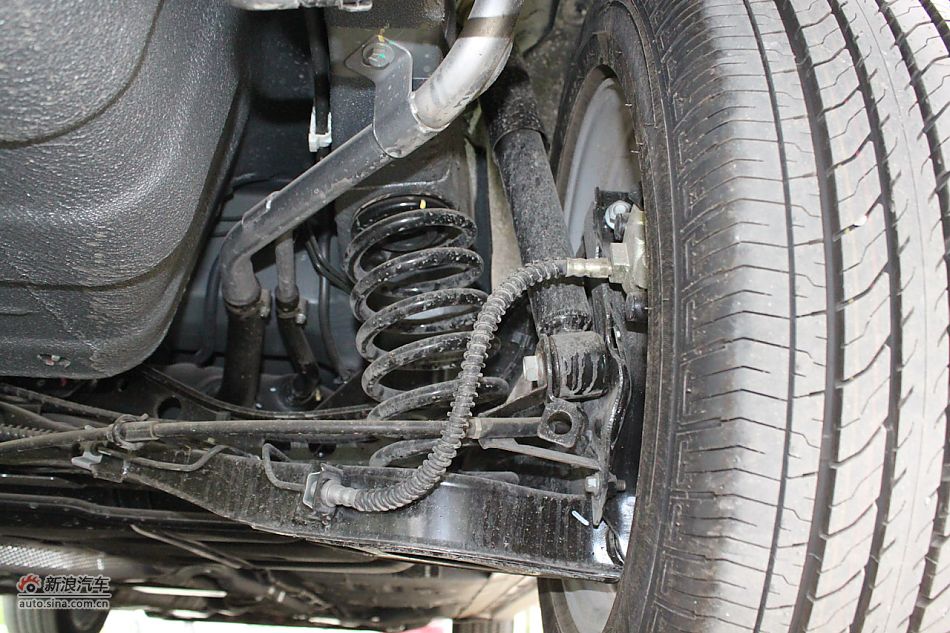 荣威550s 1.8L手动启逸版