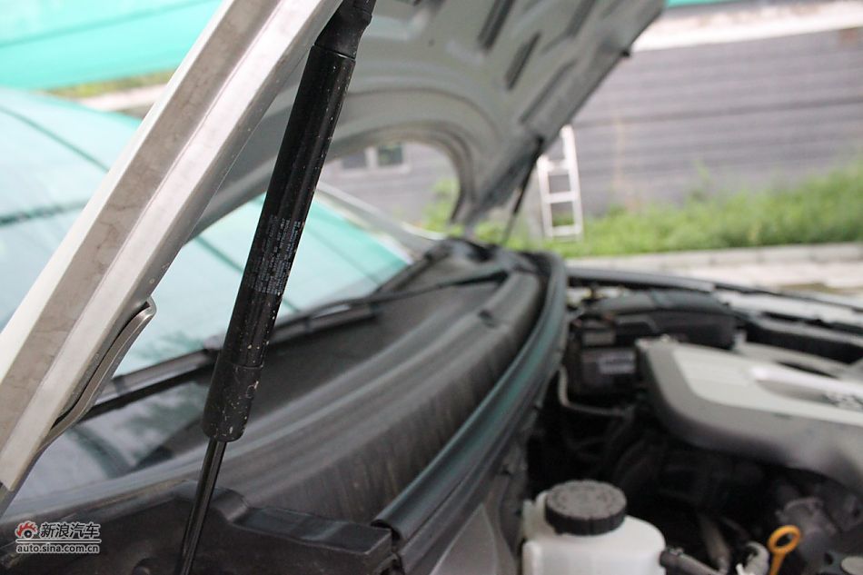 荣威550s 1.8L手动启逸版