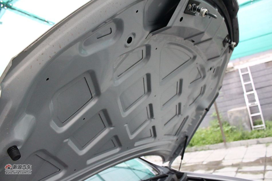 荣威550s 1.8L手动启逸版