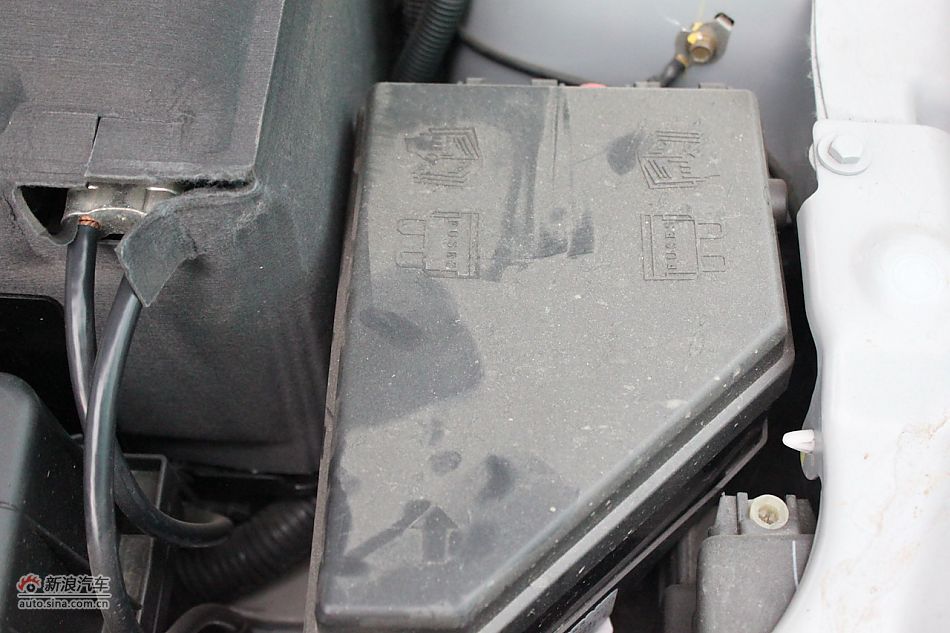 荣威550s 1.8L手动启逸版