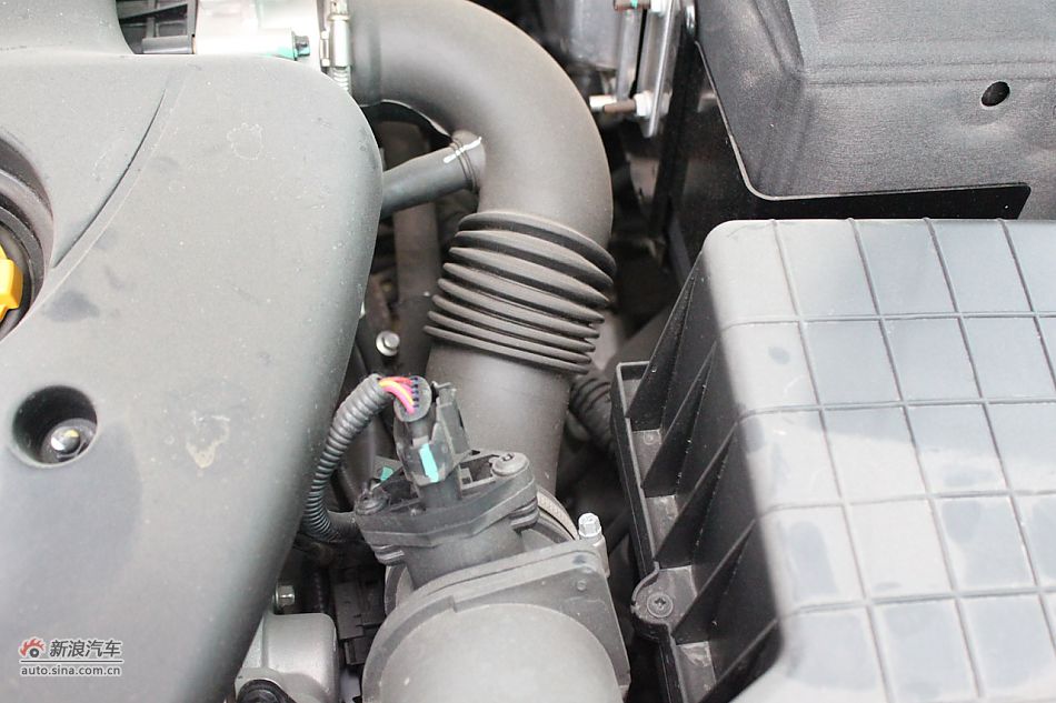 荣威550s 1.8L手动启逸版