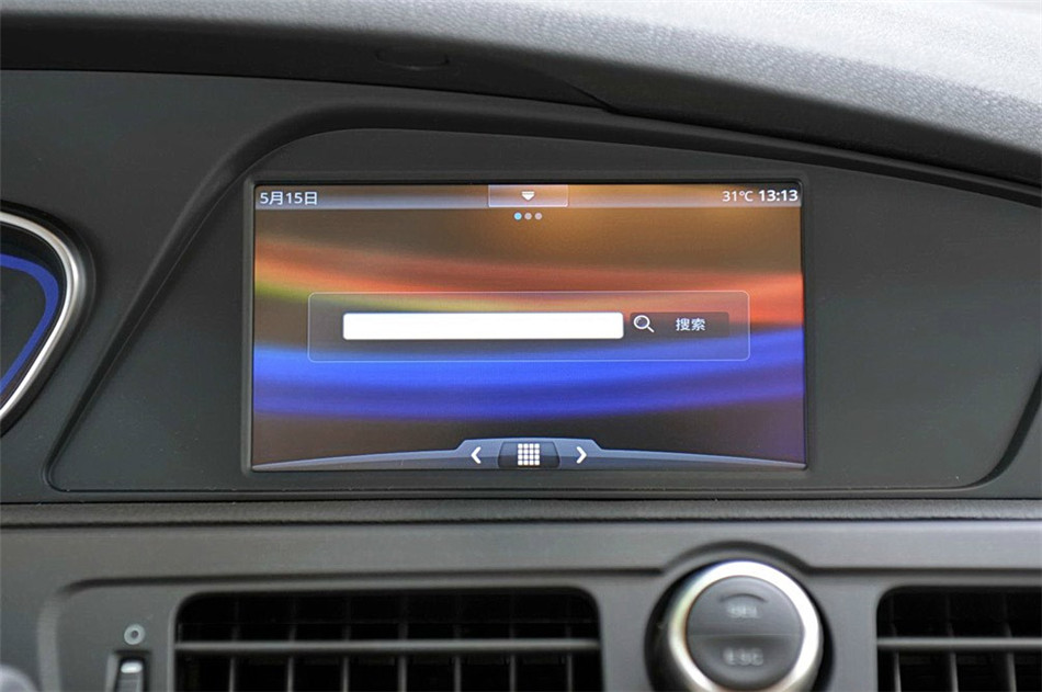 2013款 550D 1.8T AT 品臻版 内饰