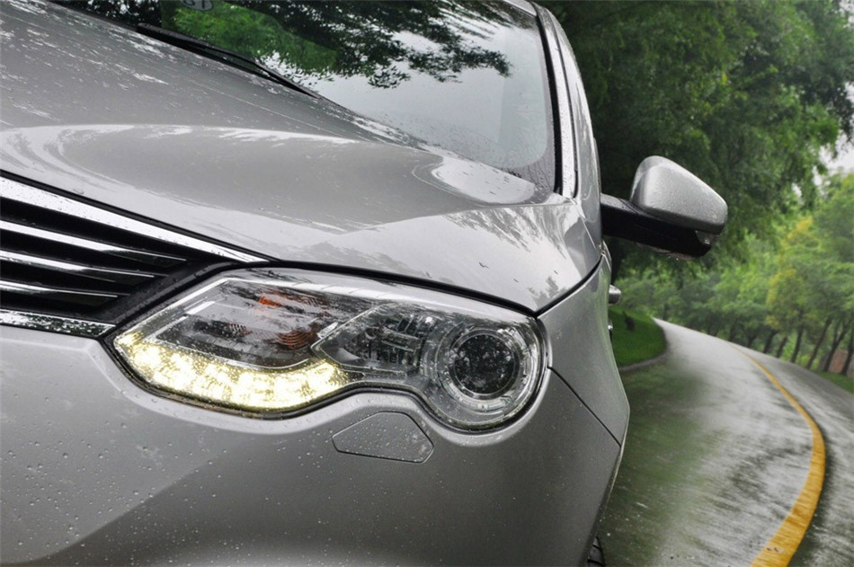 2013款 550D 1.8T AT 品臻版 其他