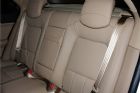 2013款 550D 1.8T AT 品臻版 座椅空间