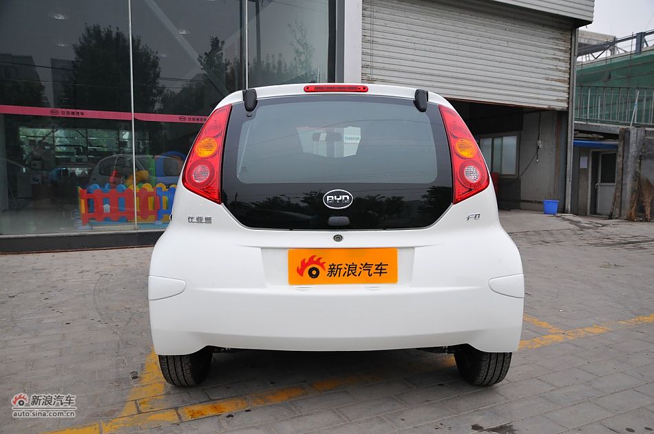 2011款比亚迪F0尚酷爱国版1.0L悦酷型