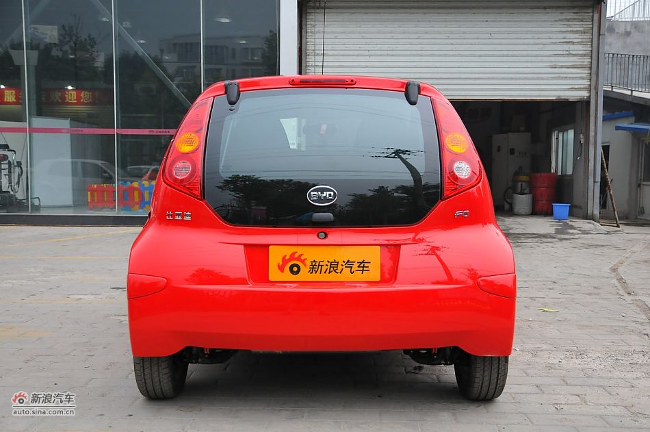 2011款比亚迪F0尚酷爱国版1.0L炫酷型